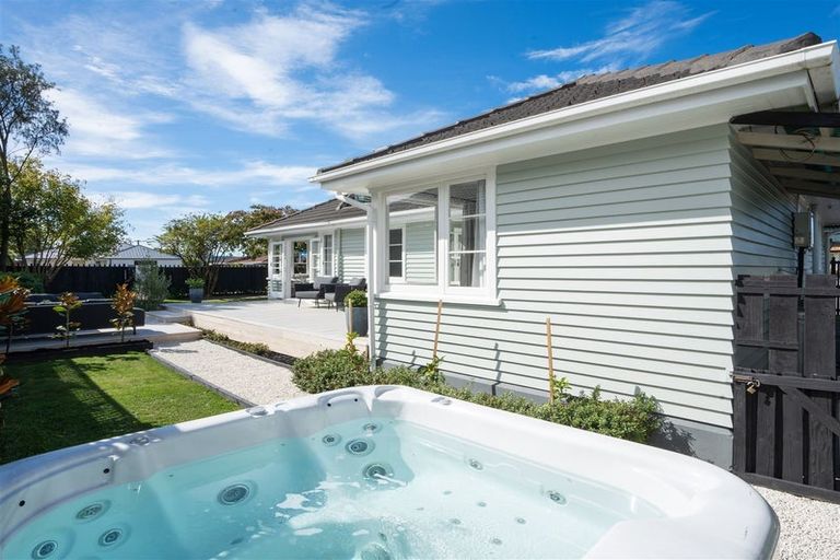 Photo of property in 165 Harewood Road, Papanui, Christchurch, 8053