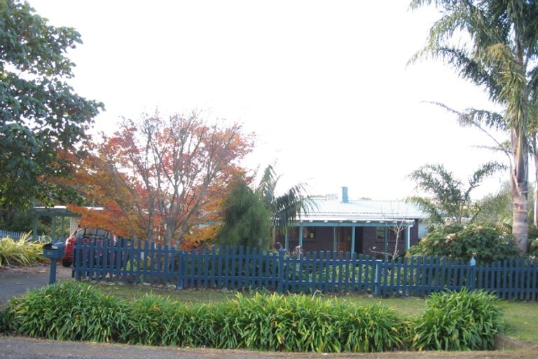 Photo of property in 28 Riverview Road, Kerikeri, 0230