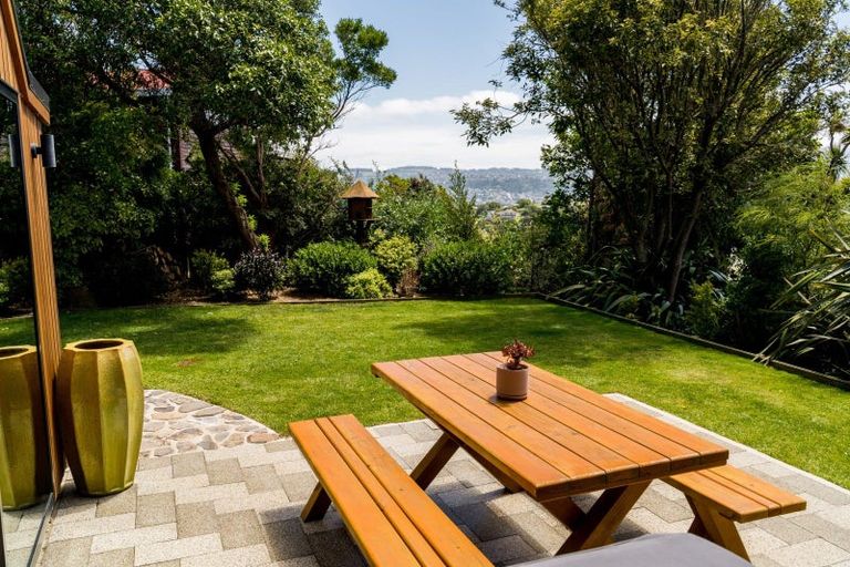 Photo of property in 203 Highcliff Road, Shiel Hill, Dunedin, 9013