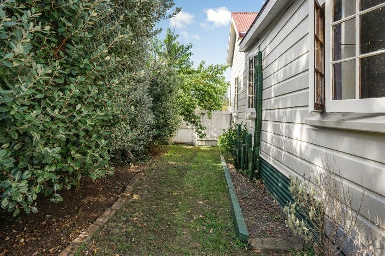 Photo of property in 44c Brandon Street, Featherston, 5710