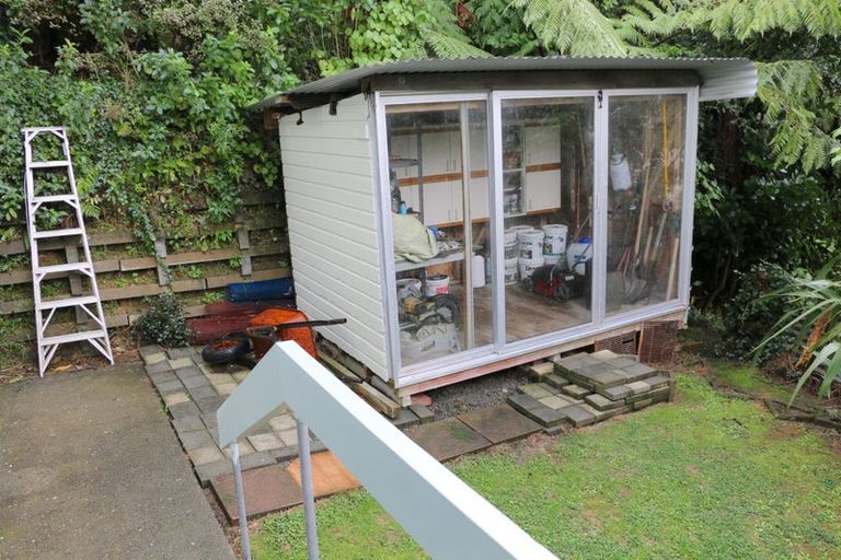 Photo of property in 3 Ardal Grove, Tirohanga, Lower Hutt, 5010