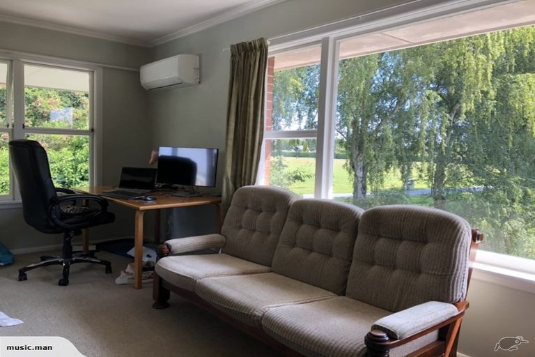 Photo of property in 1/19 Newbridge Place, Ilam, Christchurch, 8041