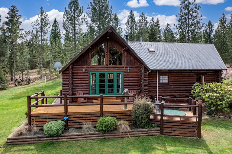 Photo of property in 160 Letts Gully Road, Letts Gully, Alexandra, 9393