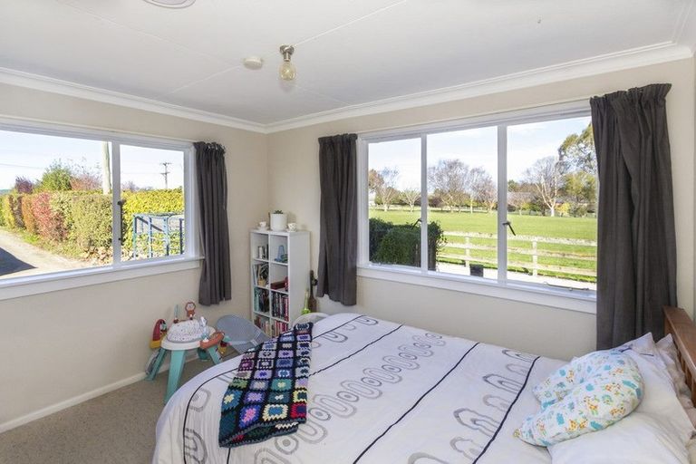 Photo of property in 76 Awamoa Road, Holmes Hill, Oamaru, 9401