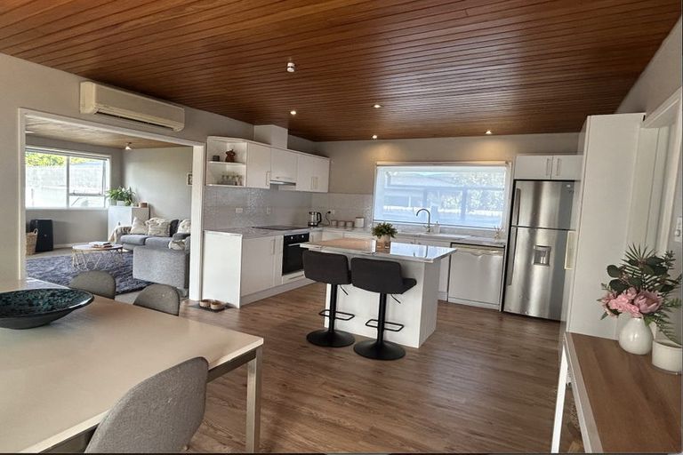 Photo of property in 6 Templetons Road, Hillmorton, Christchurch, 8025