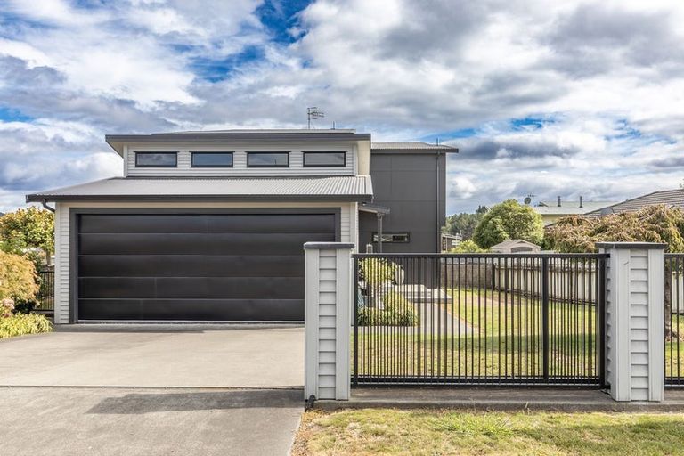 Photo of property in 72 Kahotea Drive, Motuoapa, Turangi, 3382