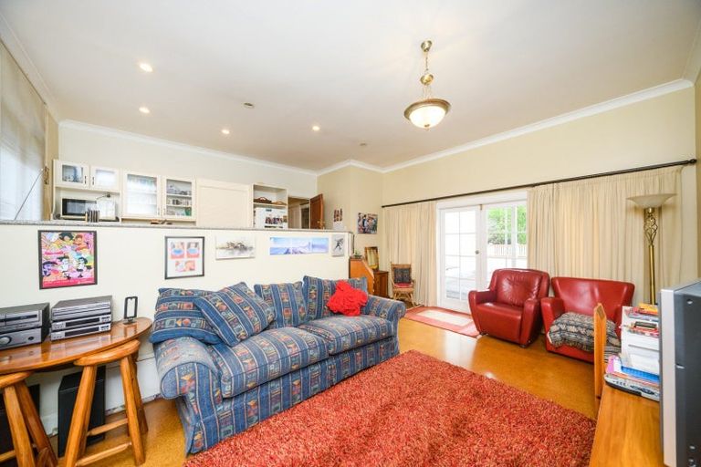 Photo of property in 34 Elmira Avenue, Hokowhitu, Palmerston North, 4410