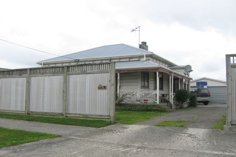 Photo of property in 3 Carthew Street, Feilding, 4702
