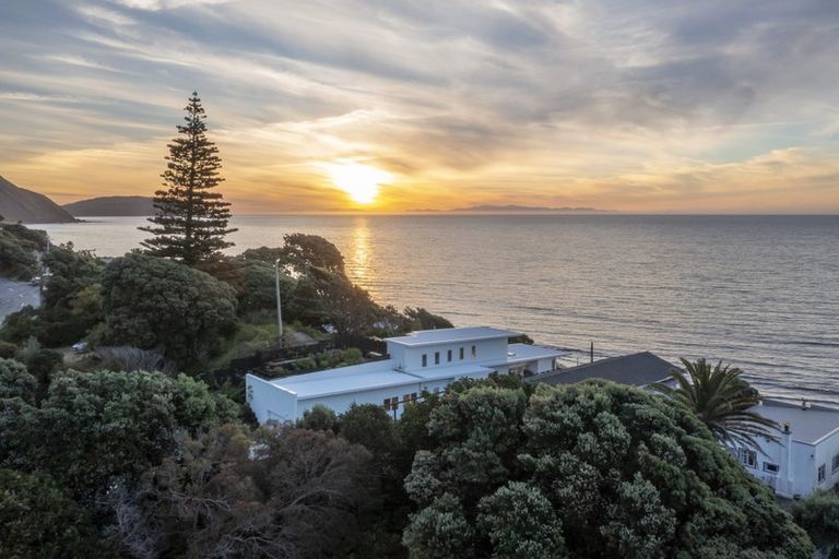 Photo of property in 58 Ames Street, Paekakariki, 5034