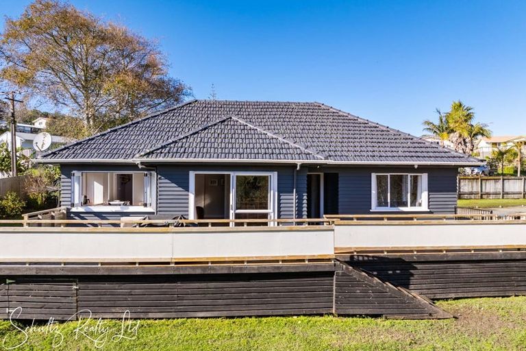 Photo of property in 17a Ash Street, Maungaturoto, 0520