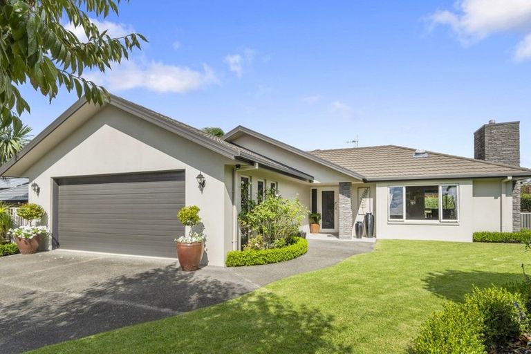 Photo of property in 40 Contour Avenue, Pyes Pa, Tauranga, 3112