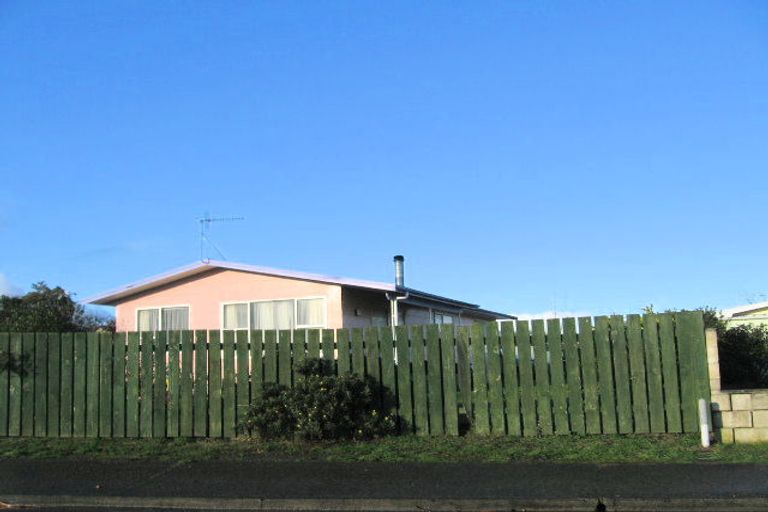 Photo of property in 31 Cartier Crescent, Flaxmere, Hastings, 4120