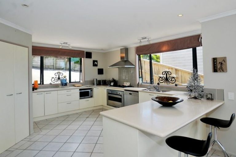 Photo of property in 5 Clifton Road, Browns Bay, Auckland, 0630