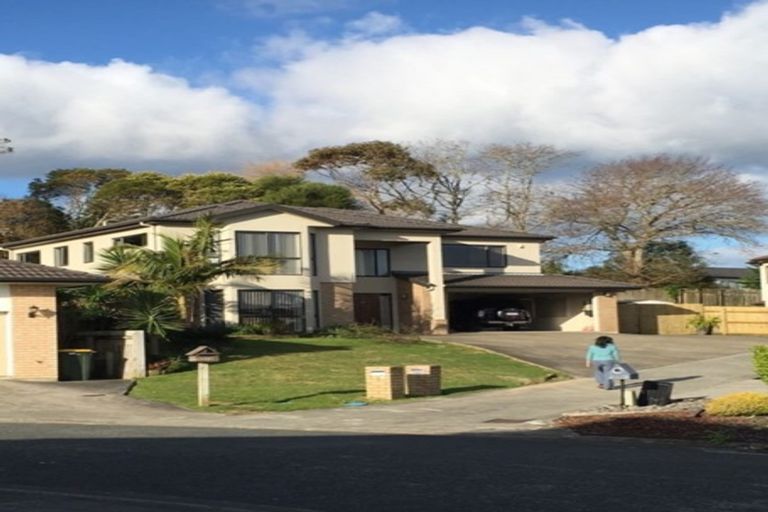 Photo of property in 11 Jomard Terrace, Northcross, Auckland, 0632