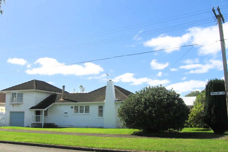 Photo of property in 2 Willow Grove, Ebdentown, Upper Hutt, 5018