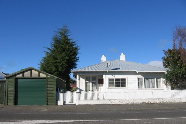 Photo of property in 106 Featherston Street, Takaro, Palmerston North, 4412