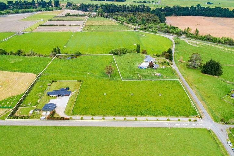 Photo of property in 103 Almadale Road, Cheltenham, Feilding, 4777