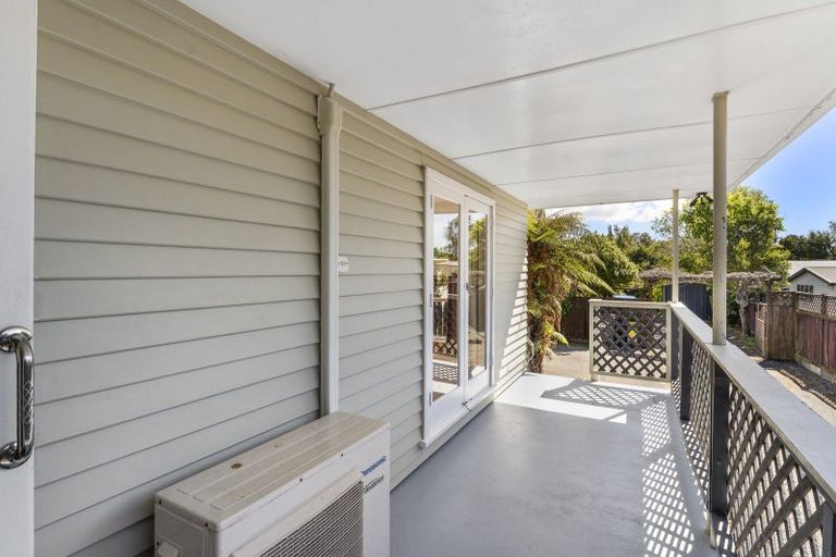 Photo of property in 13 Aorangi Road, Paraparaumu, 5032