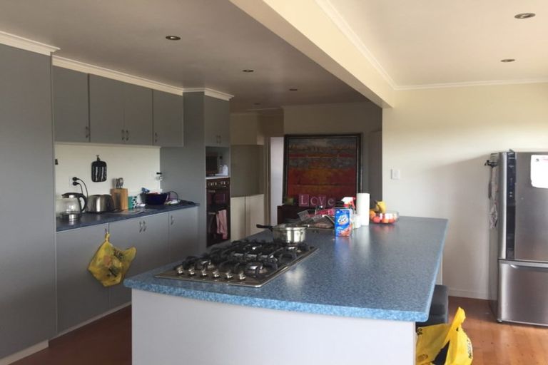 Photo of property in 2 Finchley Road, Torbay, Auckland, 0632