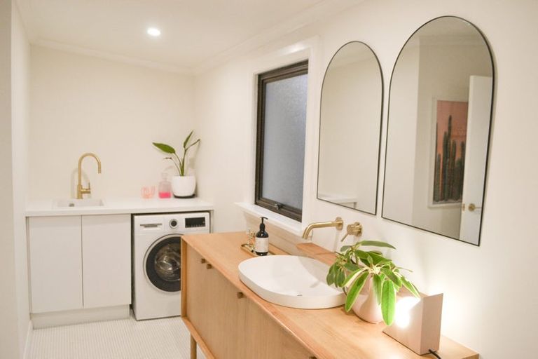 Photo of property in 68 Wharfe Street, South Hill, Oamaru, 9400