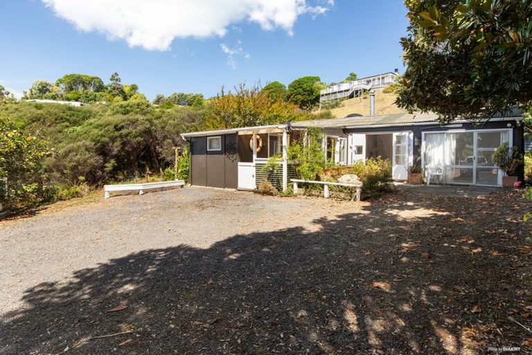 Photo of property in 269 Big Bay Road, Manukau Heads, Waiuku, 2684
