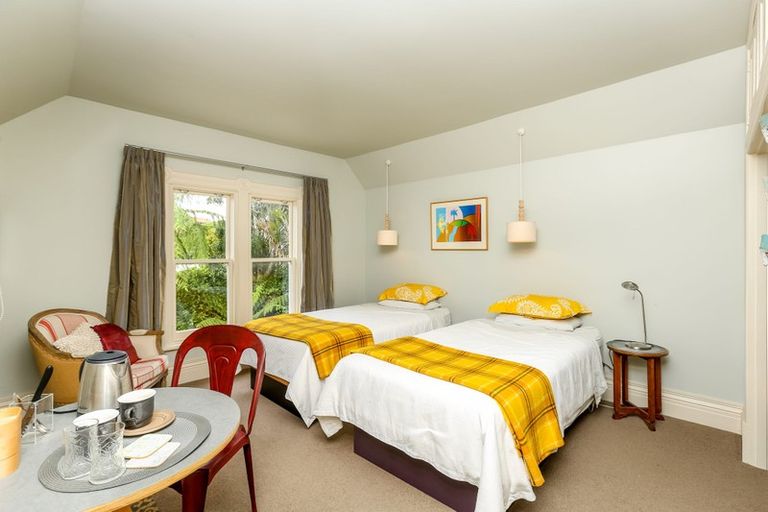 Photo of property in 17 Vivian Street, New Plymouth, 4310