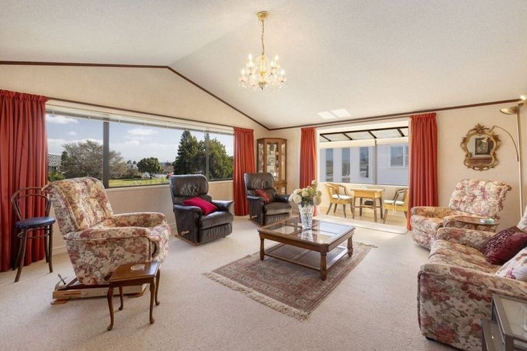 Photo of property in 25 Wells Avenue, Mount Maunganui, 3116