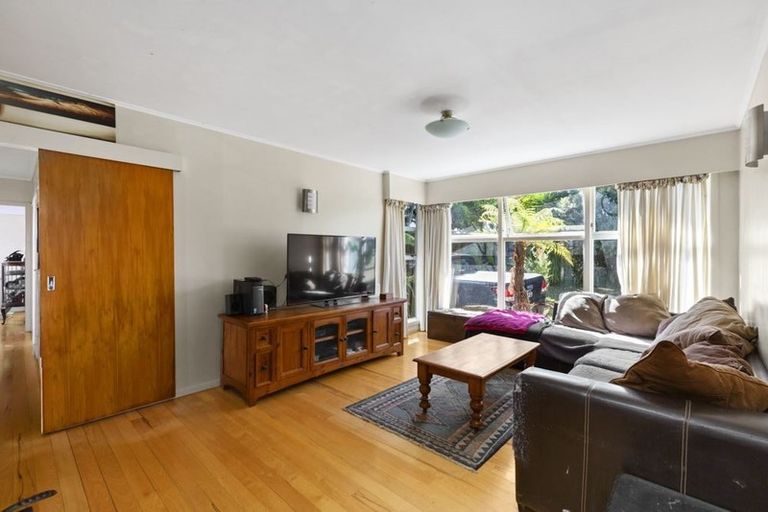 Photo of property in 1/103 Sturges Road, Henderson, Auckland, 0612