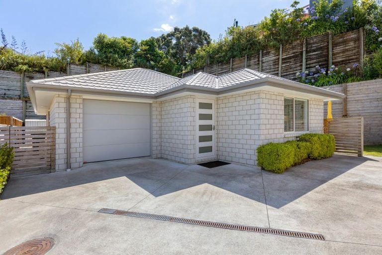 Photo of property in 14 Nukuroa Close, Waitara, 4320