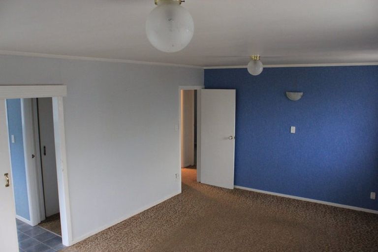 Photo of property in 5b Reese Jones Grove, Maungaraki, Lower Hutt, 5010