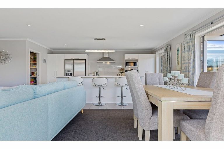 Photo of property in 77 Beaumont Drive, Rolleston, 7614