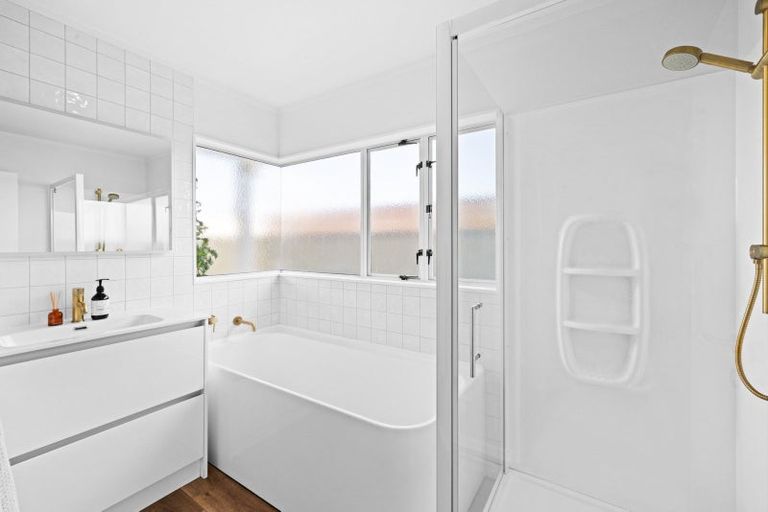 Photo of property in 5 Gardiner Street, Westshore, Napier, 4110