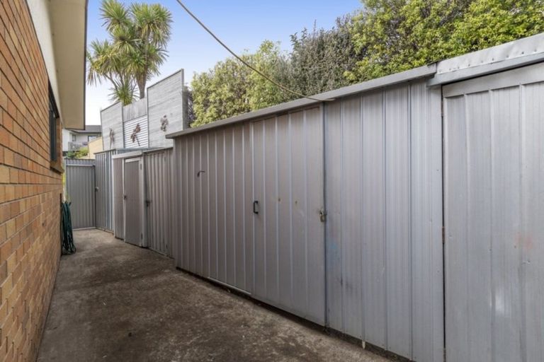 Photo of property in 2 Astor Place, Welcome Bay, Tauranga, 3112