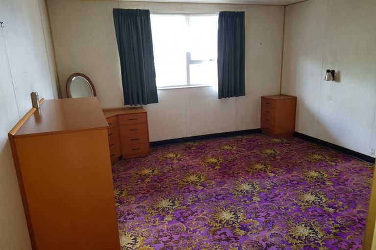 Photo of property in 21 Palmerston Street, Westport, 7825