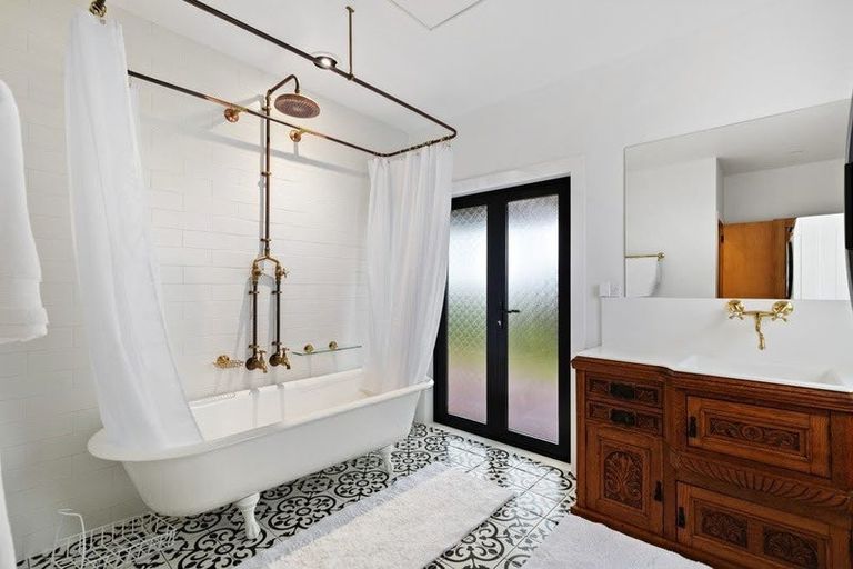 Photo of property in 26 Pitt Street, Riverton/aparima, Riverton, 9822