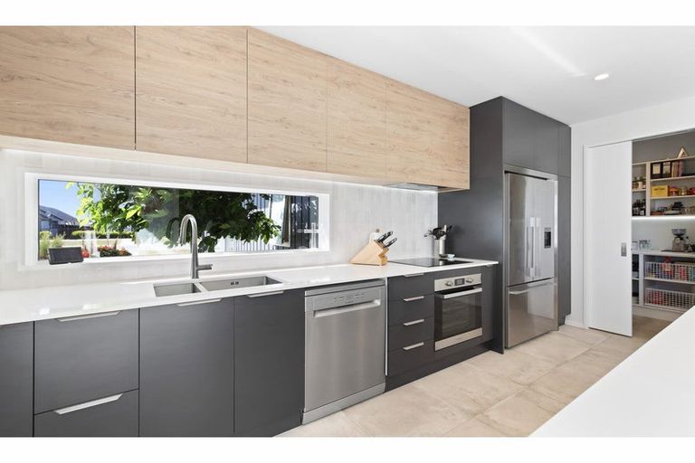 Photo of property in 1 Tara Crescent, Woodend, 7610