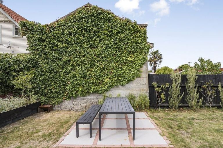 Photo of property in 6 Bridge Street, Melling, Lower Hutt, 5010