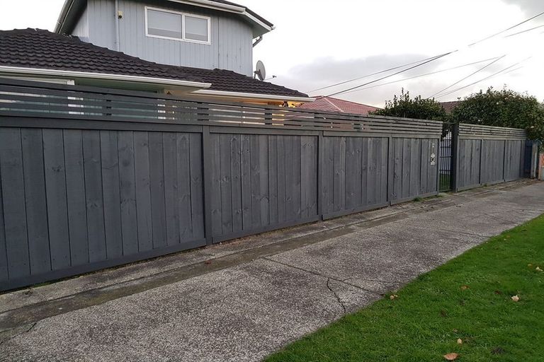 Photo of property in 20 Holyoake Crescent, Avalon, Lower Hutt, 5011