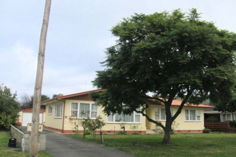 Photo of property in 18 Golding Road, Taradale, Napier, 4112