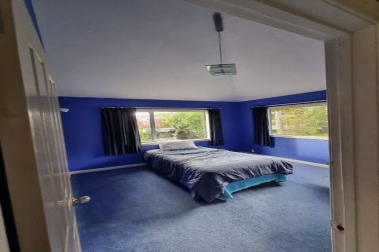 Photo of property in 38 Tyrico Close, Unsworth Heights, Auckland, 0632