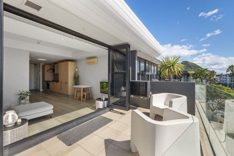 Photo of property in Customhouse Apartments, 314l Maunganui Road, Mount Maunganui, 3116