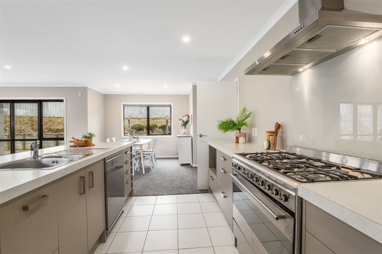 Photo of property in 3 Nelson Avenue, Aotea, Porirua, 5024