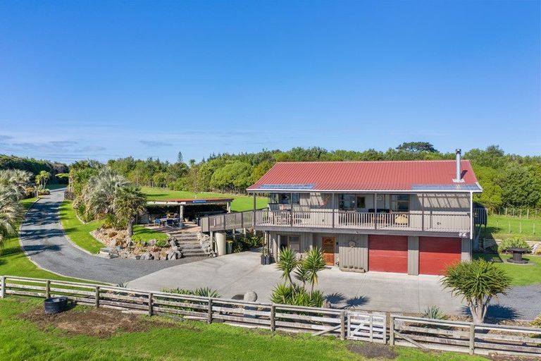 Photo of property in 159 Glenbrook Beach Road, Glenbrook, Waiuku, 2681