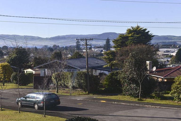 Photo of property in 11 Teal Place, Selwyn Heights, Rotorua, 3015