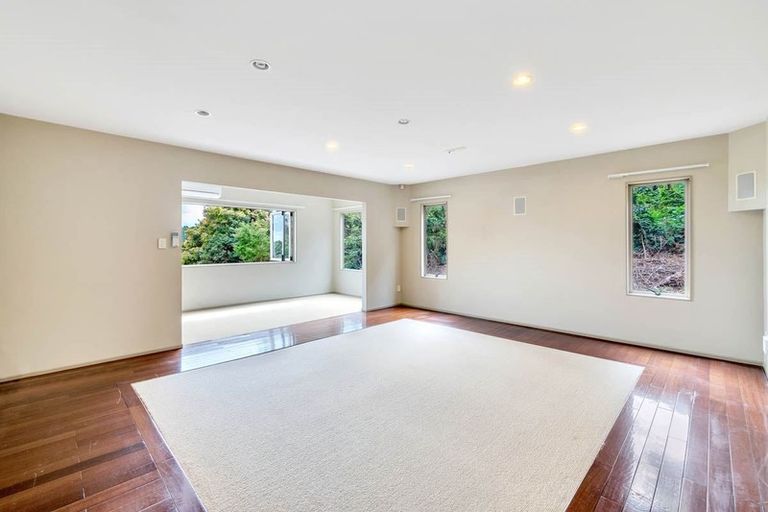 Photo of property in 17d Balmain Road, Birkenhead, Auckland, 0626