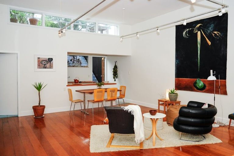 Photo of property in 24 Canterbury Street, Lyttelton, 8082