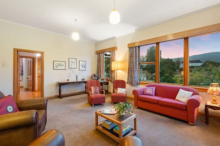 Photo of property in 17 Brownville Crescent, Maori Hill, Dunedin, 9010