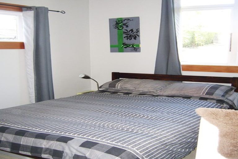 Photo of property in 32 Forbes Street, Onehunga, Auckland, 1061