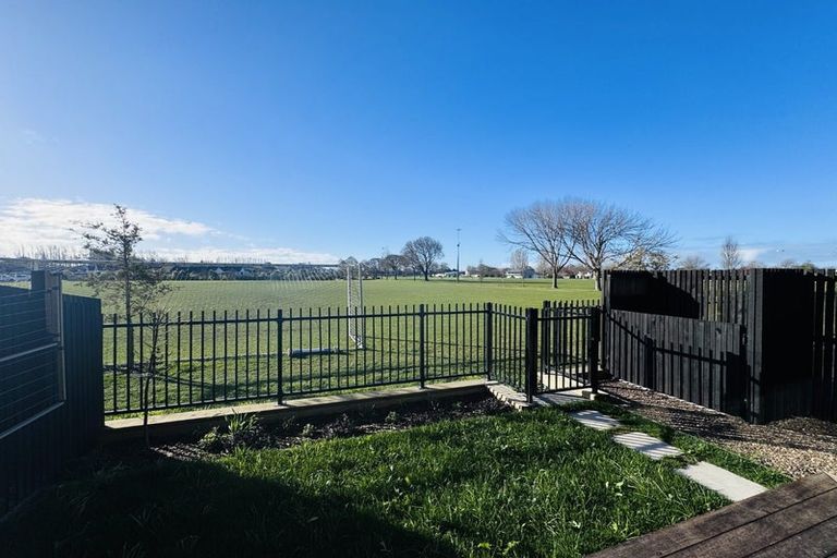 Photo of property in 5b Malaga Crescent, Harewood, 8051