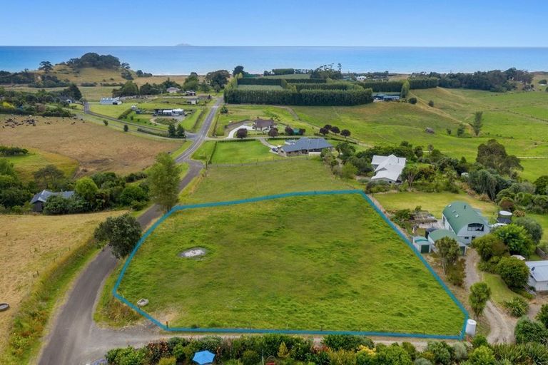 Photo of property in 15 Hanaia Road, Tirohanga, Opotiki, 3197